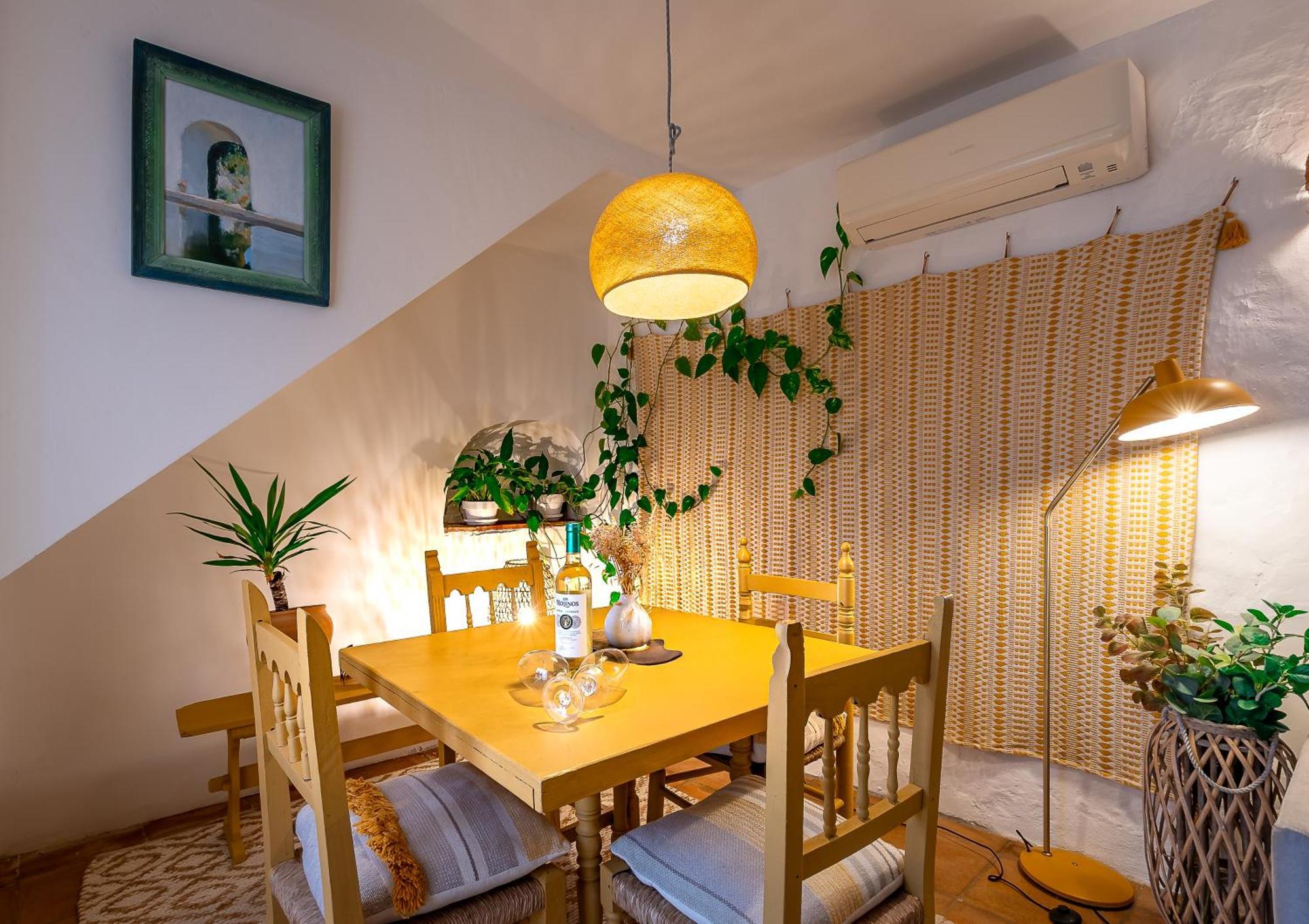 Romantic Garden Apartment